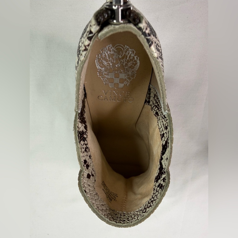 Vince Camuto Levana Snake Print Block Heel Western Bootie Size 8 MSRP $139 - Picture 7 of 9